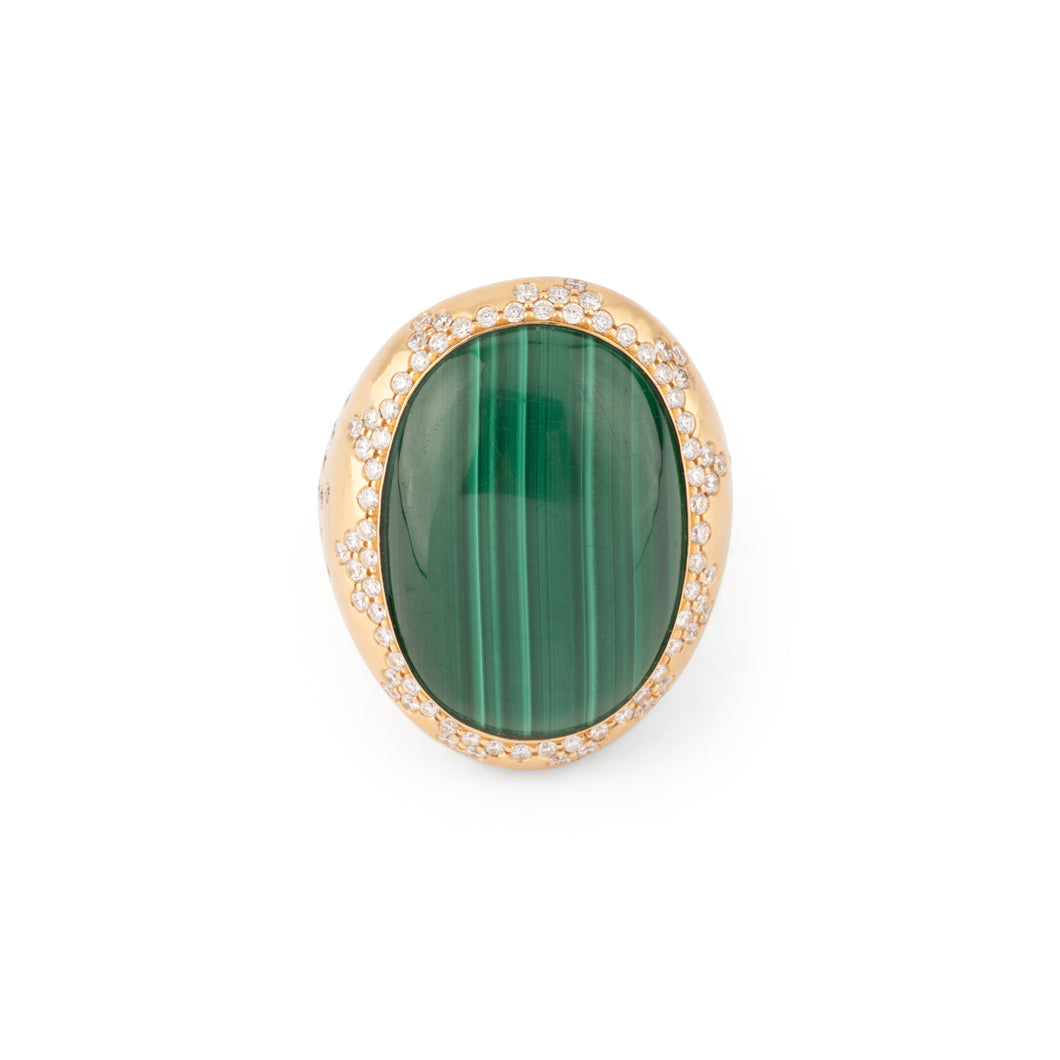 Bague or jaune brossée ornée d'une malachite